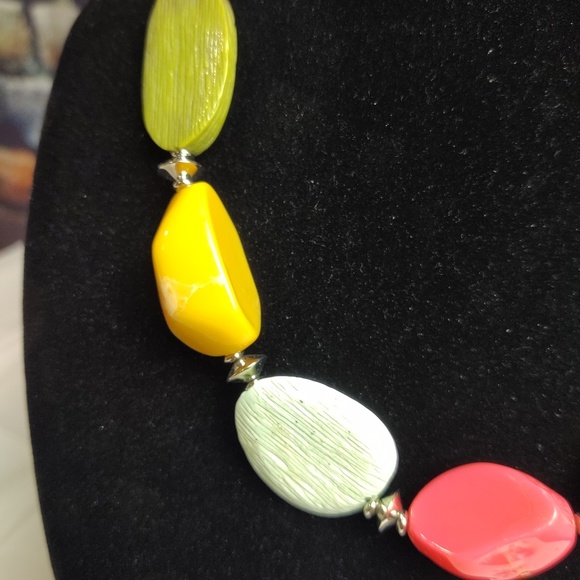 Colorful stone necklace - Picture 3 of 4